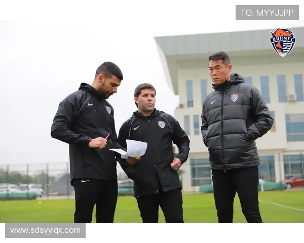 三镇举行2026赛季动员大会 管理团队与主帅致辞